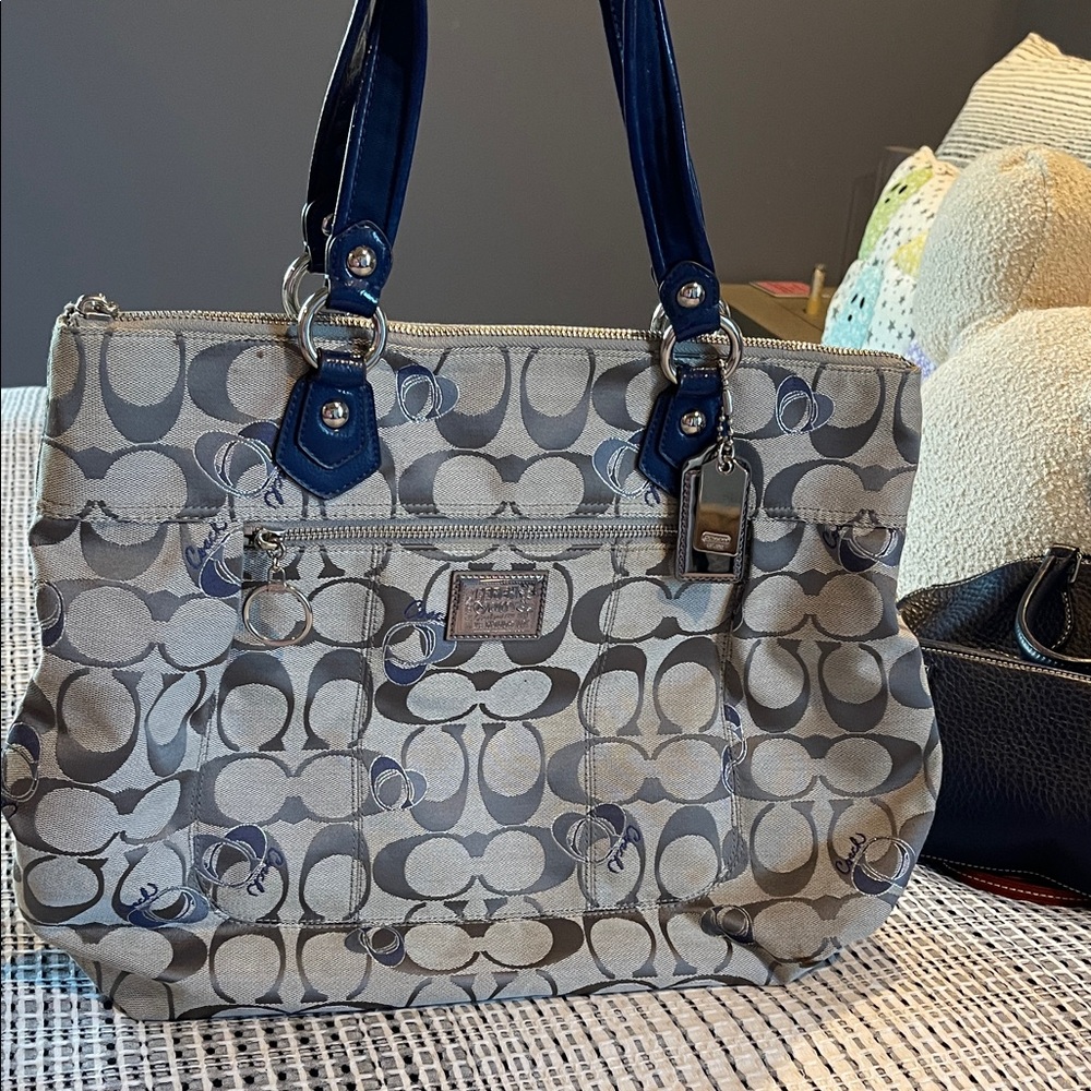 Vintage Coach Blue and Gray Poppy Signature Shoulder Bag
